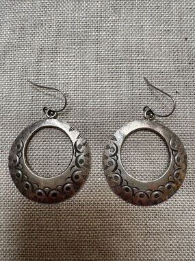Peyote Bird Silver Open Circle Drop Hoop Earrings